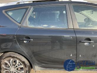 Kia Cee d Cee'd Sporty Wagon (EDF), Combi, 2007 / 2012 1.4 16V picture 13