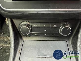 Mercedes A-klasse A (W176), Hatchback, 2012 / 2018 1.6 A-180 16V picture 27