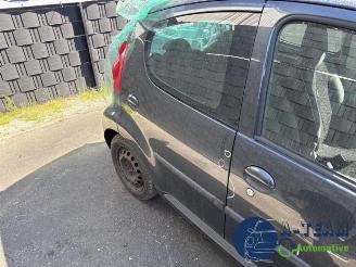 Peugeot 107 107, Hatchback, 2005 / 2014 1.0 12V picture 28