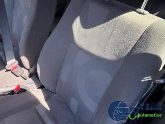 Opel Agila Agila (B), MPV, 2008 / 2014 1.0 12V picture 17