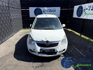 Opel Agila Agila (B), MPV, 2008 / 2014 1.0 12V picture 2