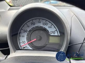 Toyota Aygo Aygo (B10), Hatchback, 2005 / 2014 1.0 12V VVT-i picture 20