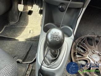 Toyota Aygo Aygo (B10), Hatchback, 2005 / 2014 1.0 12V VVT-i picture 23