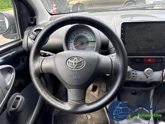 Toyota Aygo Aygo (B10), Hatchback, 2005 / 2014 1.0 12V VVT-i picture 18