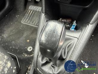 Peugeot 208 208 I (CA/CC/CK/CL), Hatchback, 2012 / 2019 1.2 Vti 12V PureTech 82 picture 26