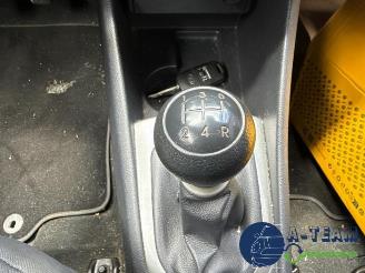Kia Rio Rio III (UB), Hatchback, 2011 / 2017 1.2 CVVT 16V picture 23