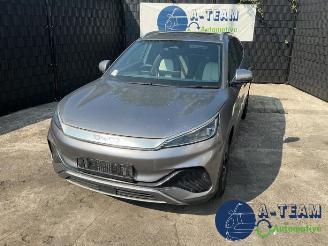Vrakbiler auto BYD Atto 3 Atto 3, SUV, 2022 FWD 60 kWh 2024/5