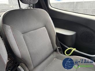 Renault Twingo Twingo II (CN), Hatchback 3-drs, 2007 / 2014 1.2 16V picture 25