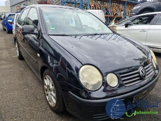 Vrakbiler auto Volkswagen Polo Polo IV (9N1/2/3), Hatchback, 2001 / 2012 1.4 16V 2003/7
