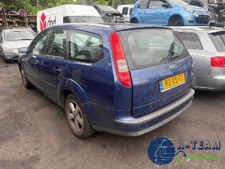 Vrakbiler auto Ford Focus Focus 2 Wagon, Combi, 2004 / 2012 1.8 16V 2007/9