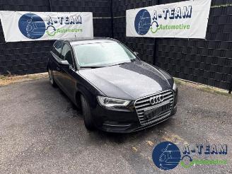 skadebil auto Audi A3 A3 Sportback (8VA/8VF), Hatchback 5-drs, 2012 / 2020 2.0 TDI 16V 2013/5