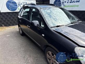 Kia Carens Carens III (FG), MPV, 2006 / 2013 2.0i CVVT 16V picture 10
