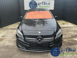 Mercedes A-klasse A (W176), Hatchback, 2012 / 2018 1.6 A-180 16V picture 2