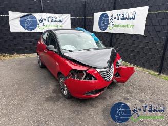 Schadeauto Lancia Ypsilon Ypsilon (312), Hatchback, 2011 0.9 TwinAir 85 2014/2