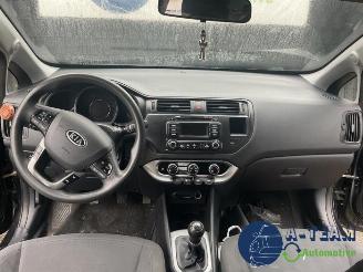 Kia Rio Rio III (UB), Hatchback, 2011 / 2017 1.2 CVVT 16V picture 12