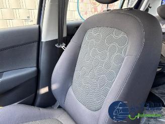 Hyundai I-20 i20, Hatchback, 2008 / 2015 1.2i 16V picture 16