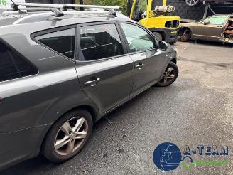 Kia Cee d Cee'd Sporty Wagon (EDF), Combi, 2007 / 2012 1.4 16V picture 9