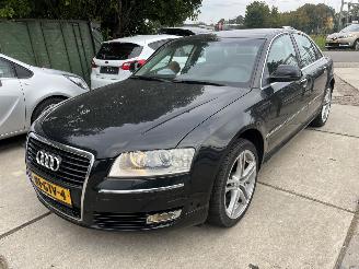 Vaurioauto  passenger cars Audi A8 3.2 s line 2008/9
