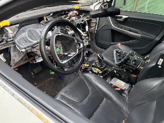 Volvo V-60 D6 hybride picture 2