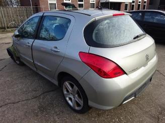 Peugeot 308  picture 2
