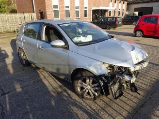 Uttjänta bilar auto Peugeot 308  2014/2