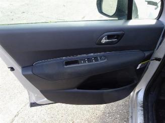 Peugeot 5008 5008 I (0A/0E), MPV, 2009 / 2017 1.6 VTI 16V picture 8