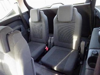 Peugeot 5008 5008 I (0A/0E), MPV, 2009 / 2017 1.6 VTI 16V picture 12