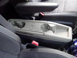 Volkswagen Multivan  picture 18