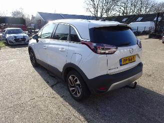 Opel Crossland 1.2 benzine met motorschade picture 4