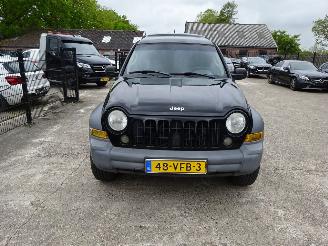 Unfallwagen Jeep Cherokee 2.8 crd automaat grijskenteken 2007/2