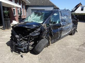 skadebil auto Mercedes V-klasse V (447.8), MPV, 2014 2.0 250d 16V 2019/8