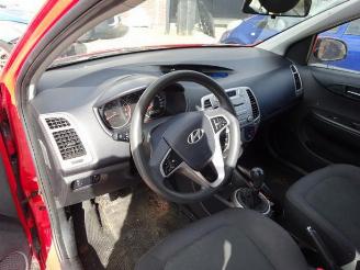 Hyundai I-20 i20, Hatchback, 2008 / 2015 1.4i 16V picture 13