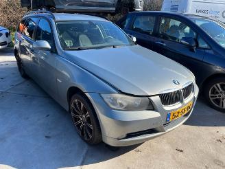BMW 3-serie 320i touring arktis metallic a34/7 picture 1