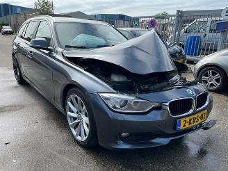 BMW 3-serie 320d  MINERALGRAU METALLIC (B39) picture 1