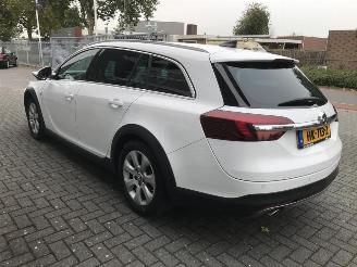 skadebil auto Opel Insignia Country Tourer 1.6 CDTI 2x4 Leer Nav Internet Business+ 2015/4