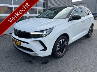 Damaged car Opel Grandland 1.2 Turbo Level 3 2025/3