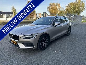 begagnad bil auto Volvo V-60 2.0 B3 Essential Edition 2024/1