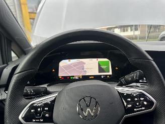 Volkswagen Golf 1.5 eTSI R-Line Business picture 17