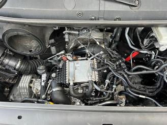 Volkswagen Crafter 35 2.0 TDI L4H3 Highline picture 10