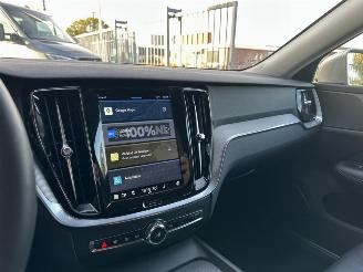 Volvo V-60 2.0 B3 Essential Edition picture 17