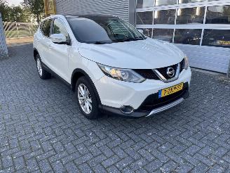 skadebil auto Nissan Qashqai 1.2 Connect Edition 2014/4