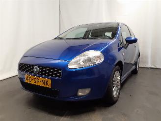 Vrakbiler auto Fiat Punto Grande Punto (199) Hatchback 1.4 (350.A.1000) [57kW]  (06-2005/10-2012=
) 2006/3