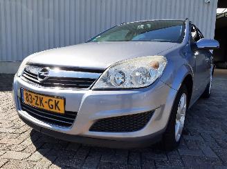 damaged Opel Astra Astra H SW (L35) Combi 1.9 CDTi 16V 150 (Z19DTH(Euro 4)) [110kW]  (09-=
2004/10-2010)