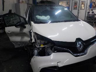 Renault Captur Captur (2R) SUV 0.9 Energy TCE 12V (H4B-400(H4B-A4)) [66kW]  (06-2013/=
=2E..) picture 2