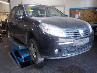 Dacia Sandero Sandero I (BS) Hatchback 1.2 16V (D4F-732(D4F-F7)) [55kW]  (11-2008/12=
-2012) picture 2