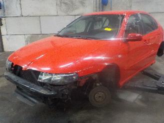 uszkodzony samochody osobowe Seat Leon Leon (1M1) Hatchback 5-drs 1.9 TDI PD 150 4x4 (ARL) [110kW]  (05-2002/=
09-2005) 2001