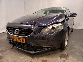 damaged Volvo V-40 V40 (MV) 2.0 D2 16V (D4204T8(Euro 6b)) [88kW]  (02-2015/08-2019)