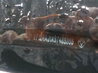 Renault Captur Captur (2R) SUV 1.5 Energy dCi 90 FAP (K9K-612) [66kW]  (06-2015/...) picture 6