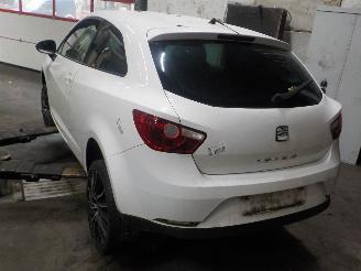 Seat Ibiza Ibiza IV SC (6J1) Hatchback 3-drs 1.4 16V (BXW) [63kW]  (07-2008/05-20=
15) picture 4