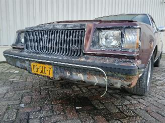 krockskadad bil auto Buick Regal Limited Coupe 1979/1